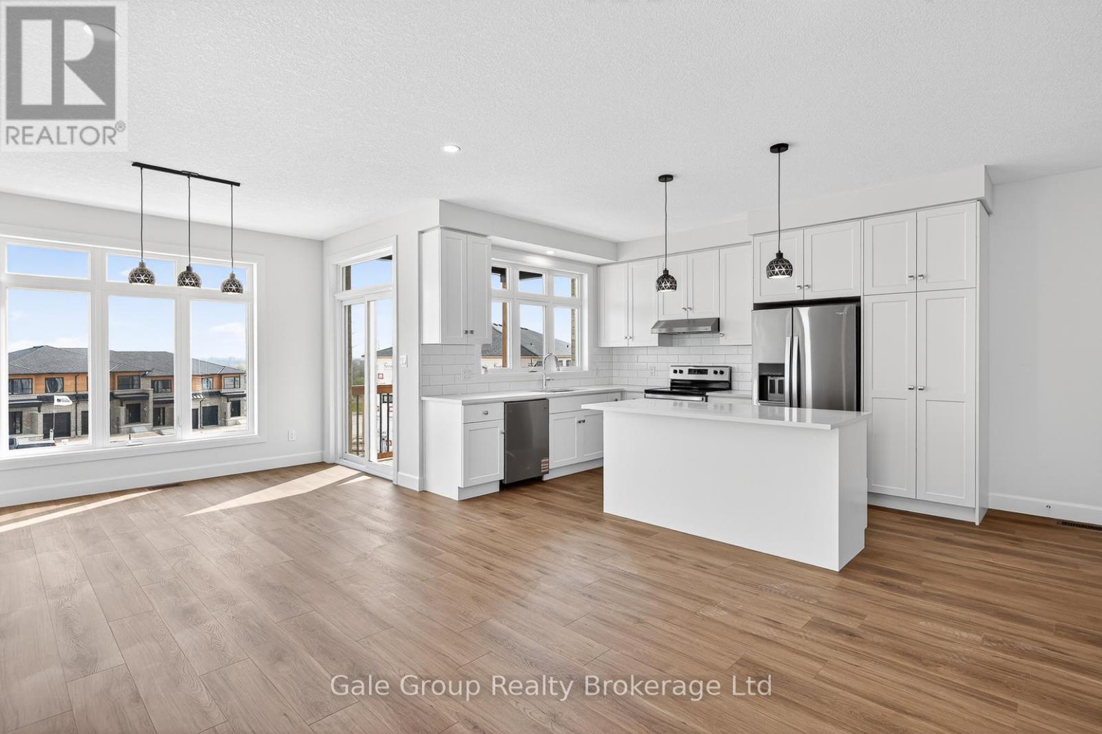 463 GILLESPIE STREET - 6