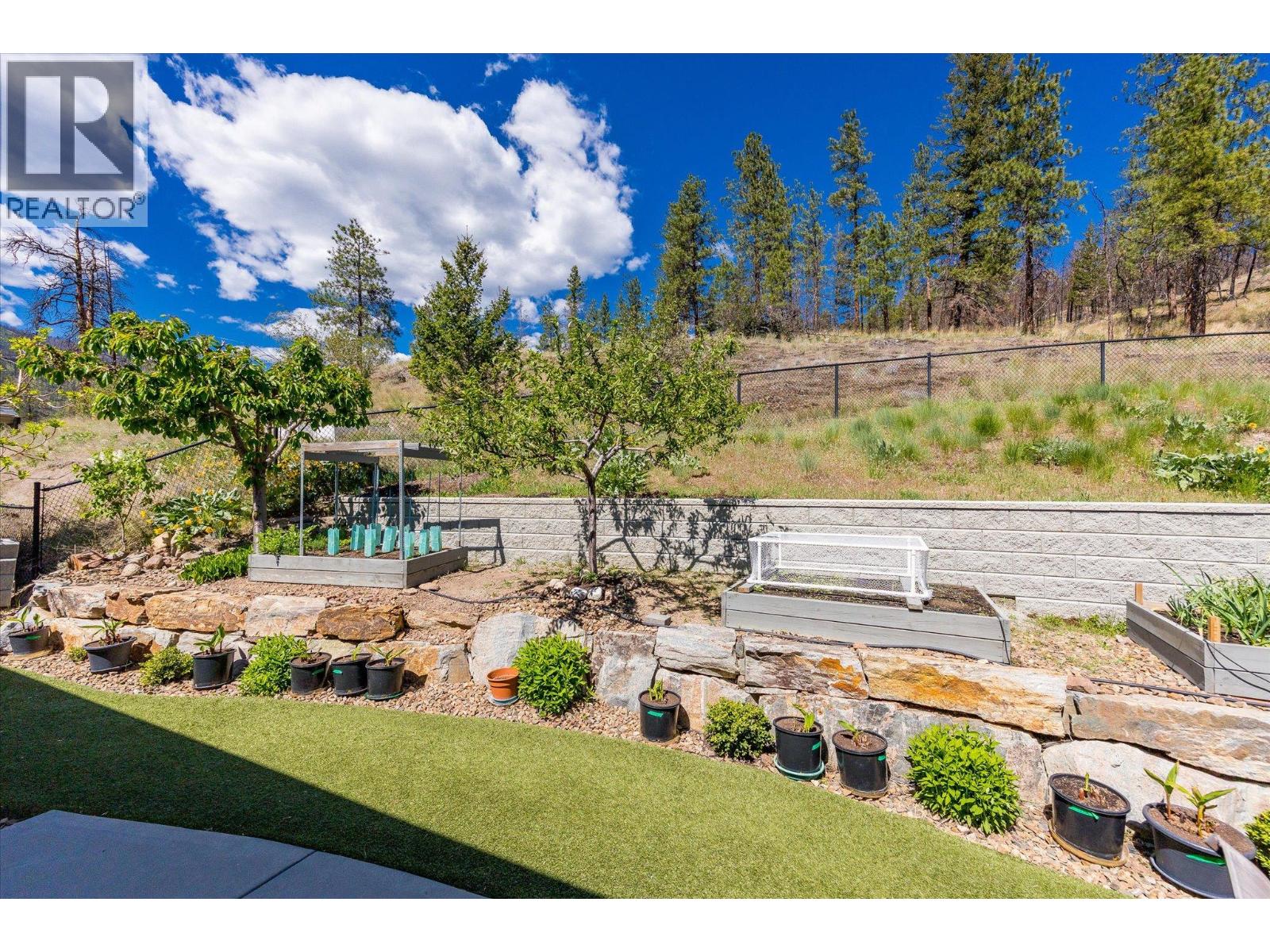  1456 Roseridge Court, West Kelowna