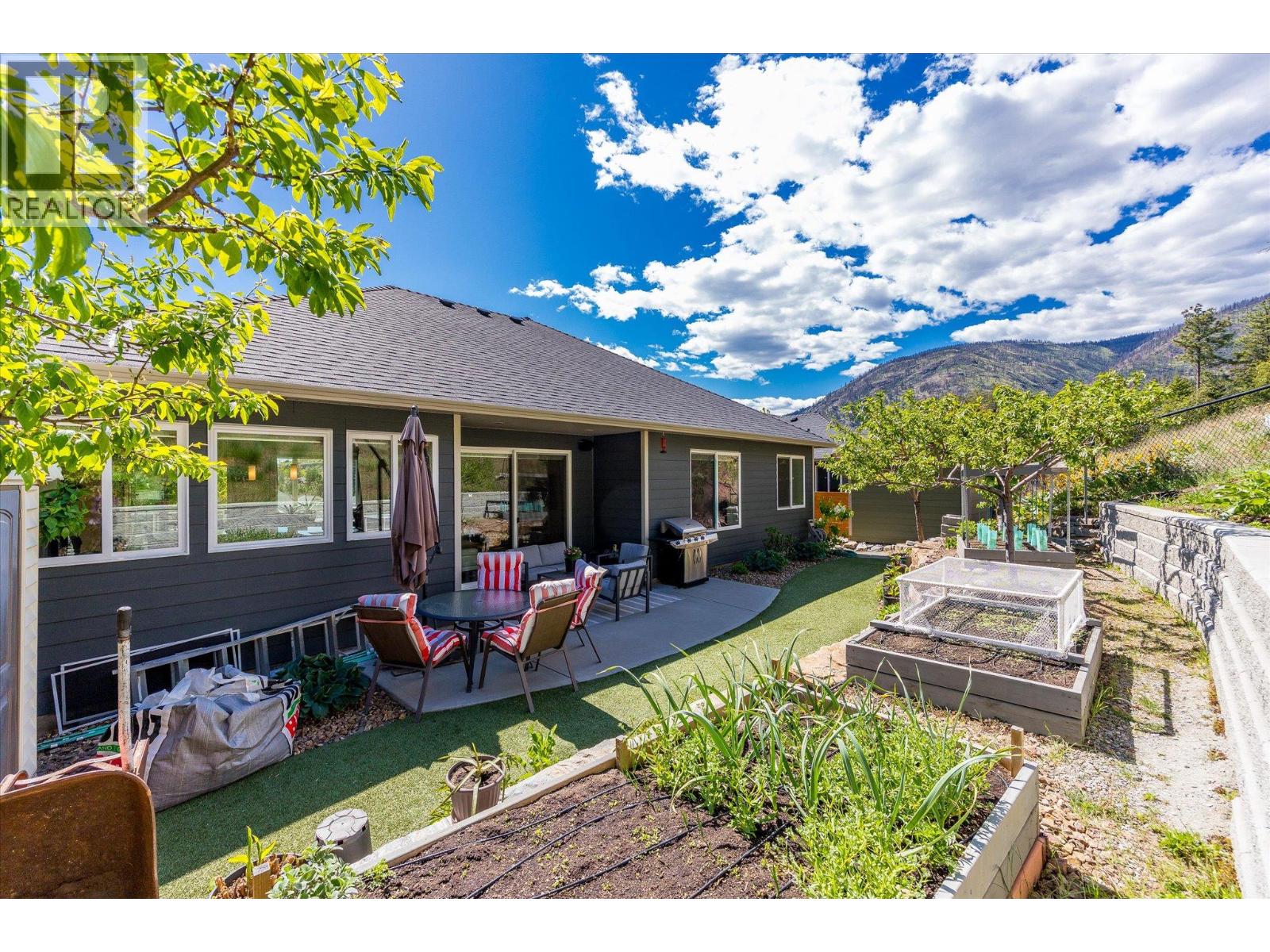  1456 Roseridge Court, West Kelowna