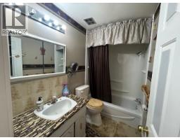 5711 Gairdner Crescent, Fort Nelson, BC V0C1R0 Photo 11
