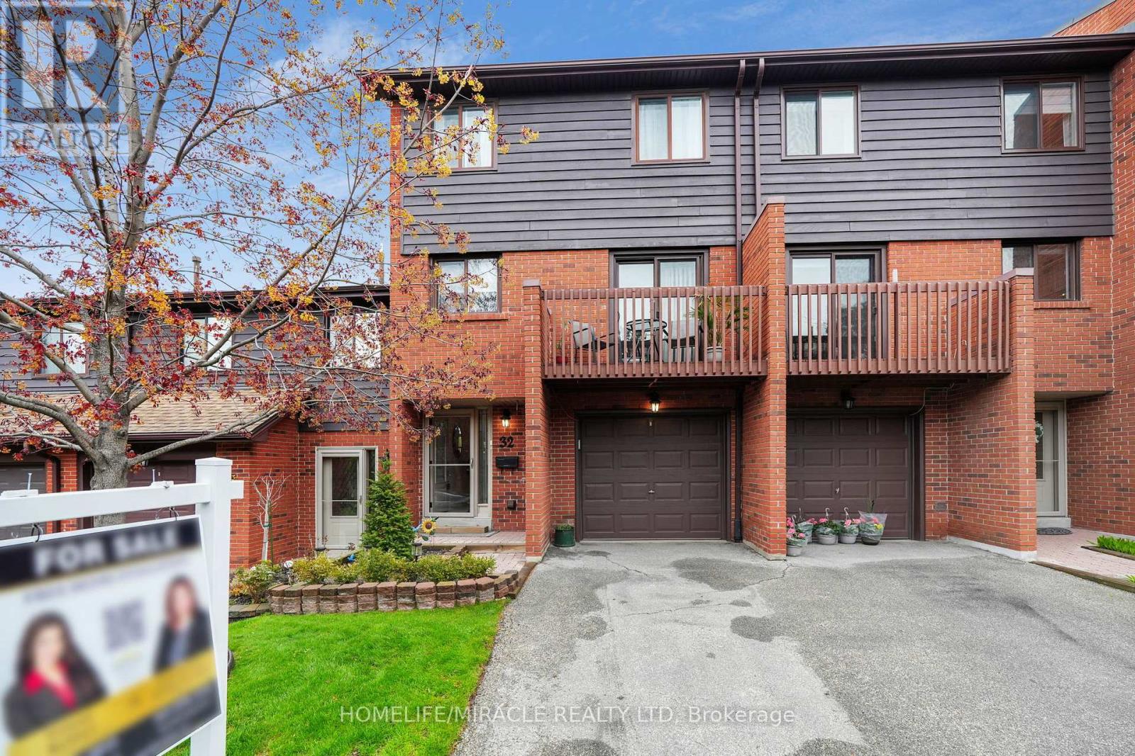 #32 4165 FIELDGATE DRIVE - 5