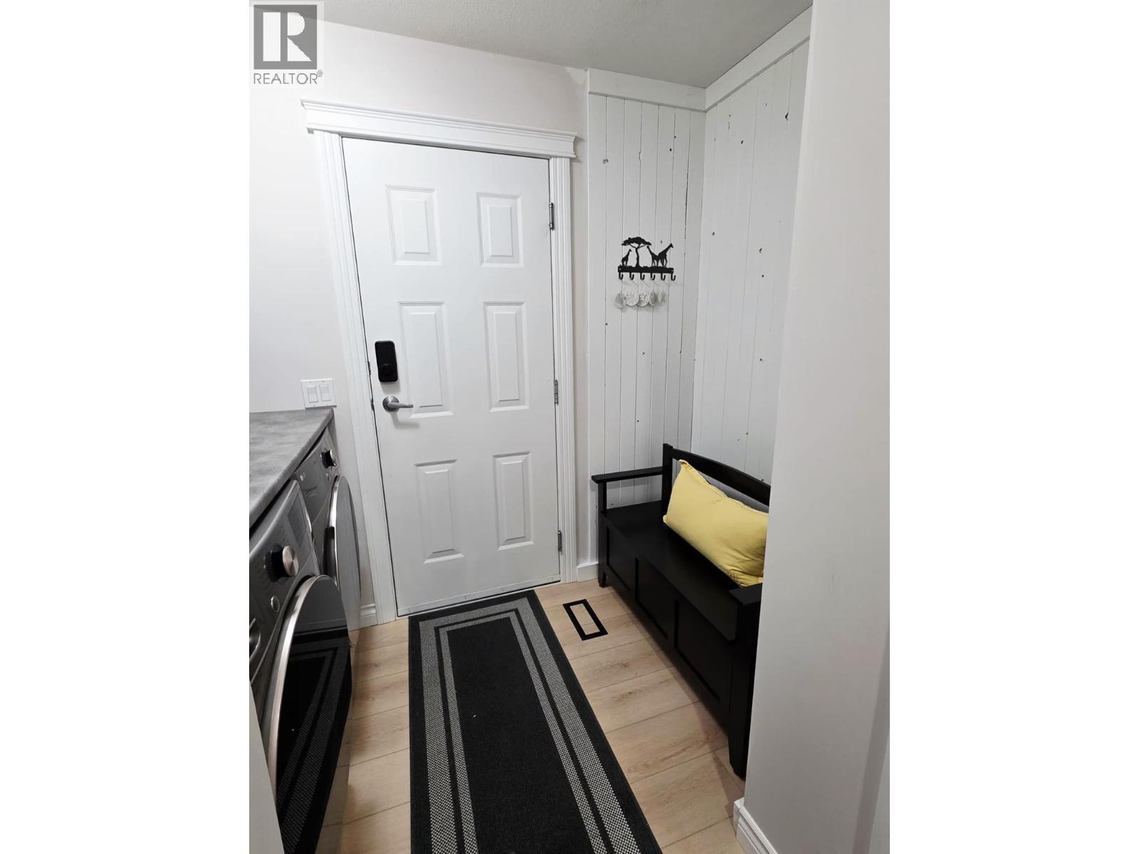 #213 2455 Quail Ridge Boulevard - 32