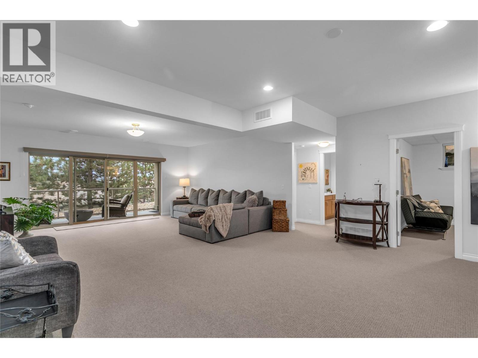 #213 2455 Quail Ridge Boulevard - 39