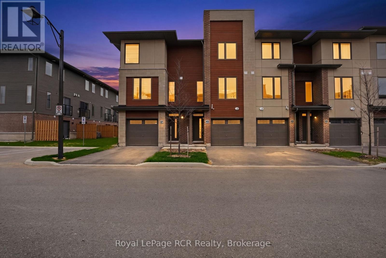 45 WINTERS CRESCENT - 1