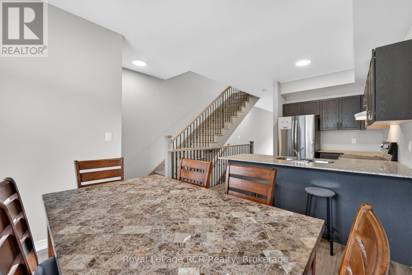 45 WINTERS CRESCENT - 21