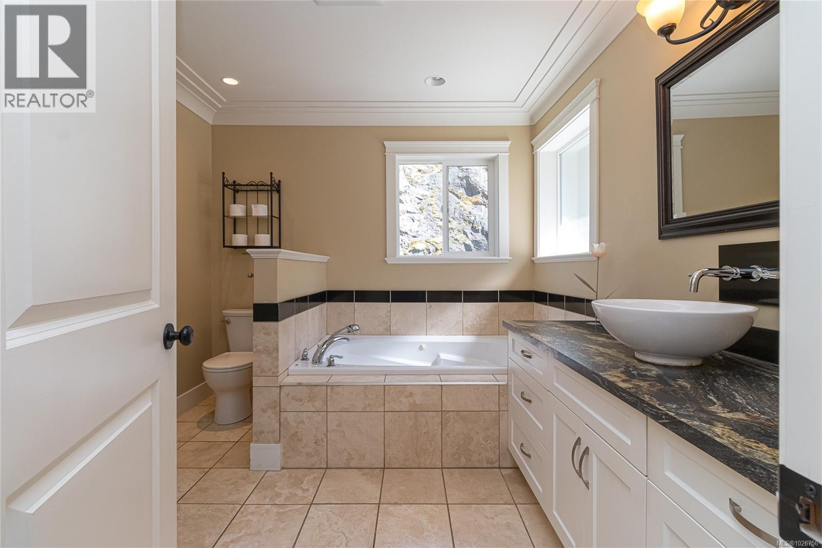 5305 La Bonne Rd - 33