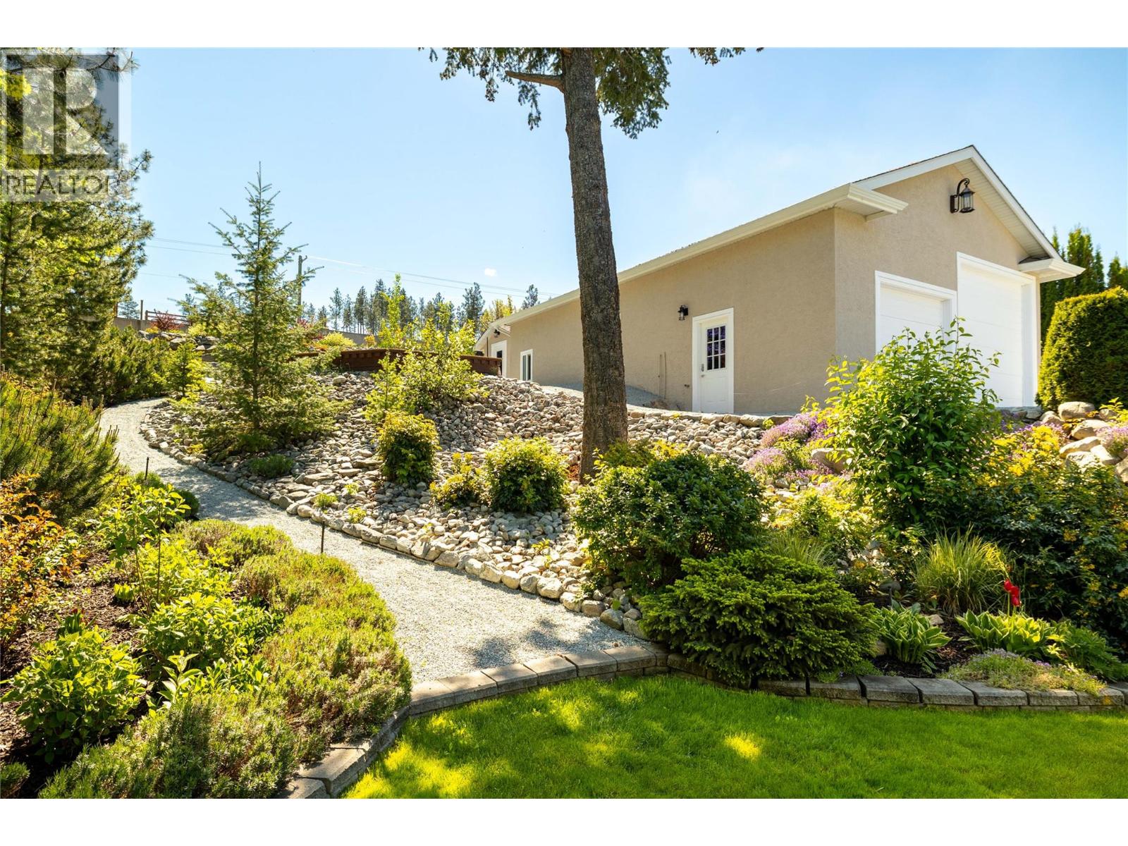 4837 CANYON RIDGE Crescent, Kelowna