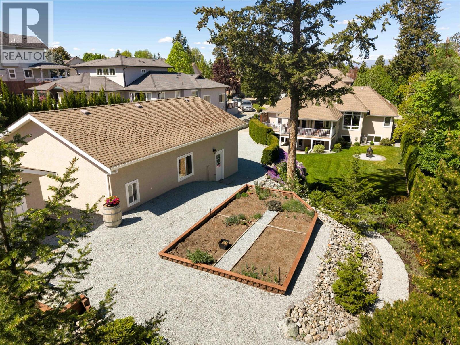 4837 CANYON RIDGE Crescent, Kelowna