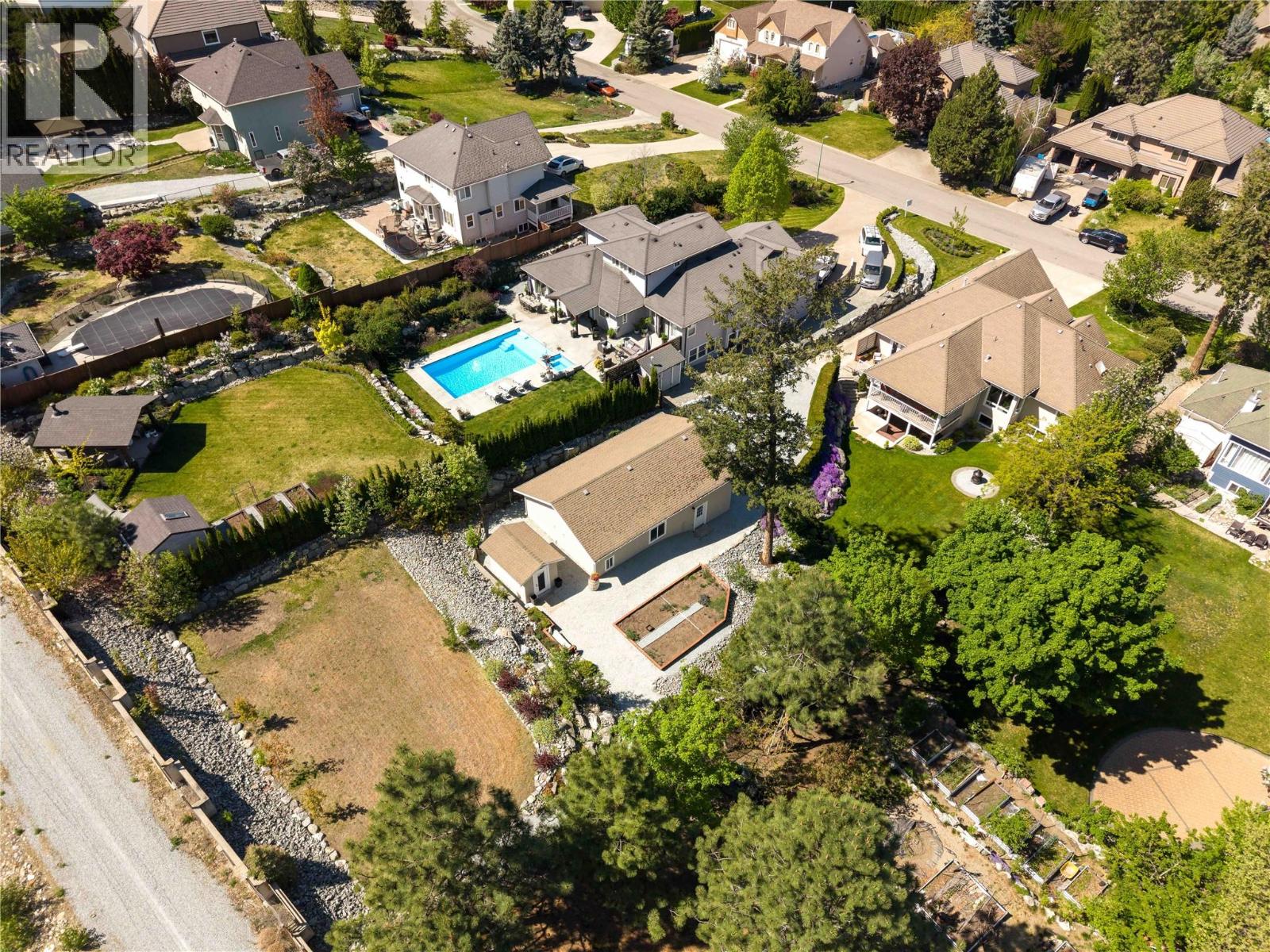 4837 CANYON RIDGE Crescent, Kelowna