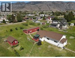  218 10th Avenue, Keremeos