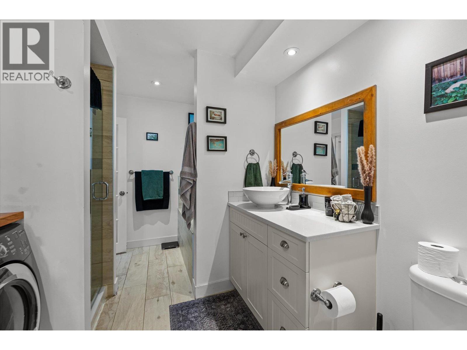 856 Birch Avenue, Kelowna