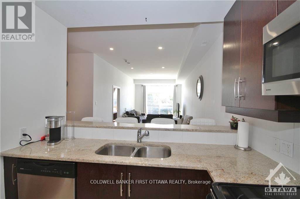 #205 500 CLARIDGE DRIVE - 21
