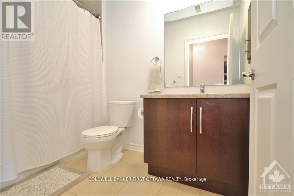 #205 500 CLARIDGE DRIVE - 26