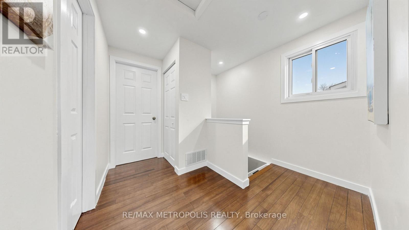 334 KILLARNEY COURT - 15