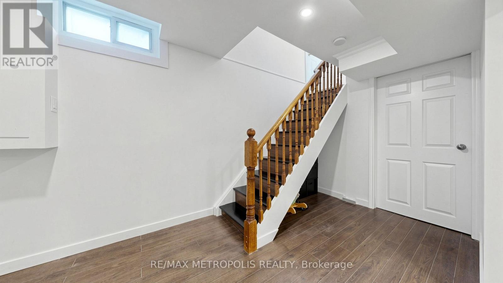 334 KILLARNEY COURT - 24