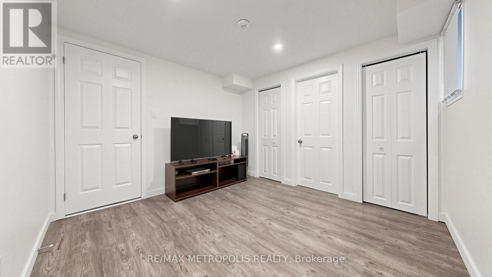 334 KILLARNEY COURT - 28