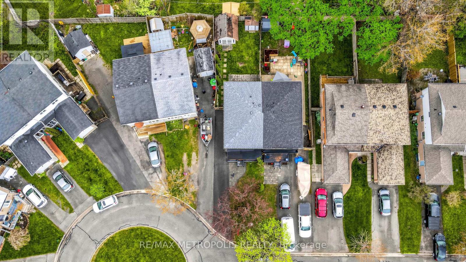 334 KILLARNEY COURT - 36