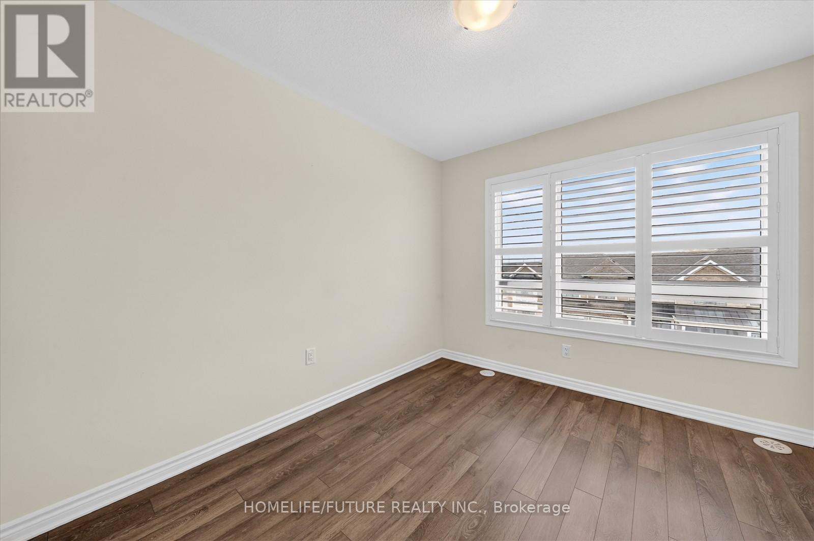 3217 BRIGADIER AVENUE - 25