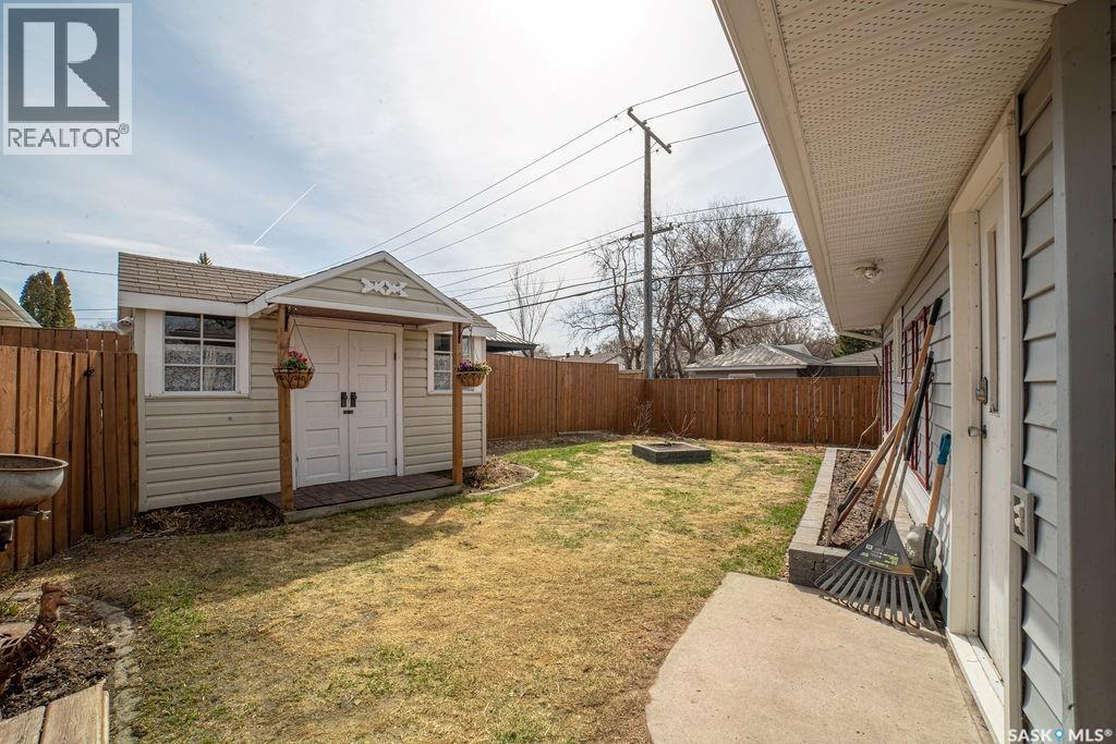 3807 Lakeview AVENUE - 24