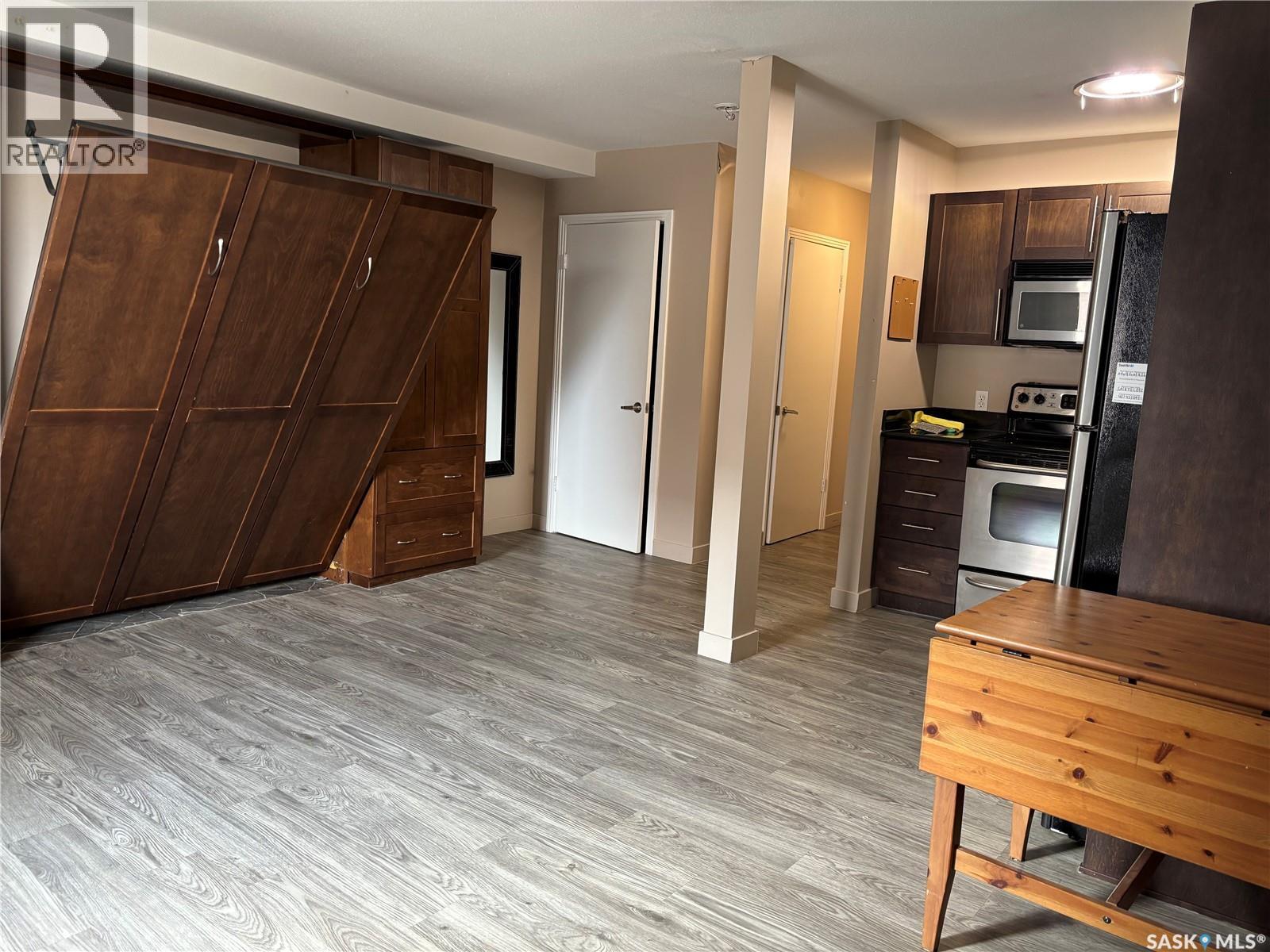#2 2301 7th STREET E - 11