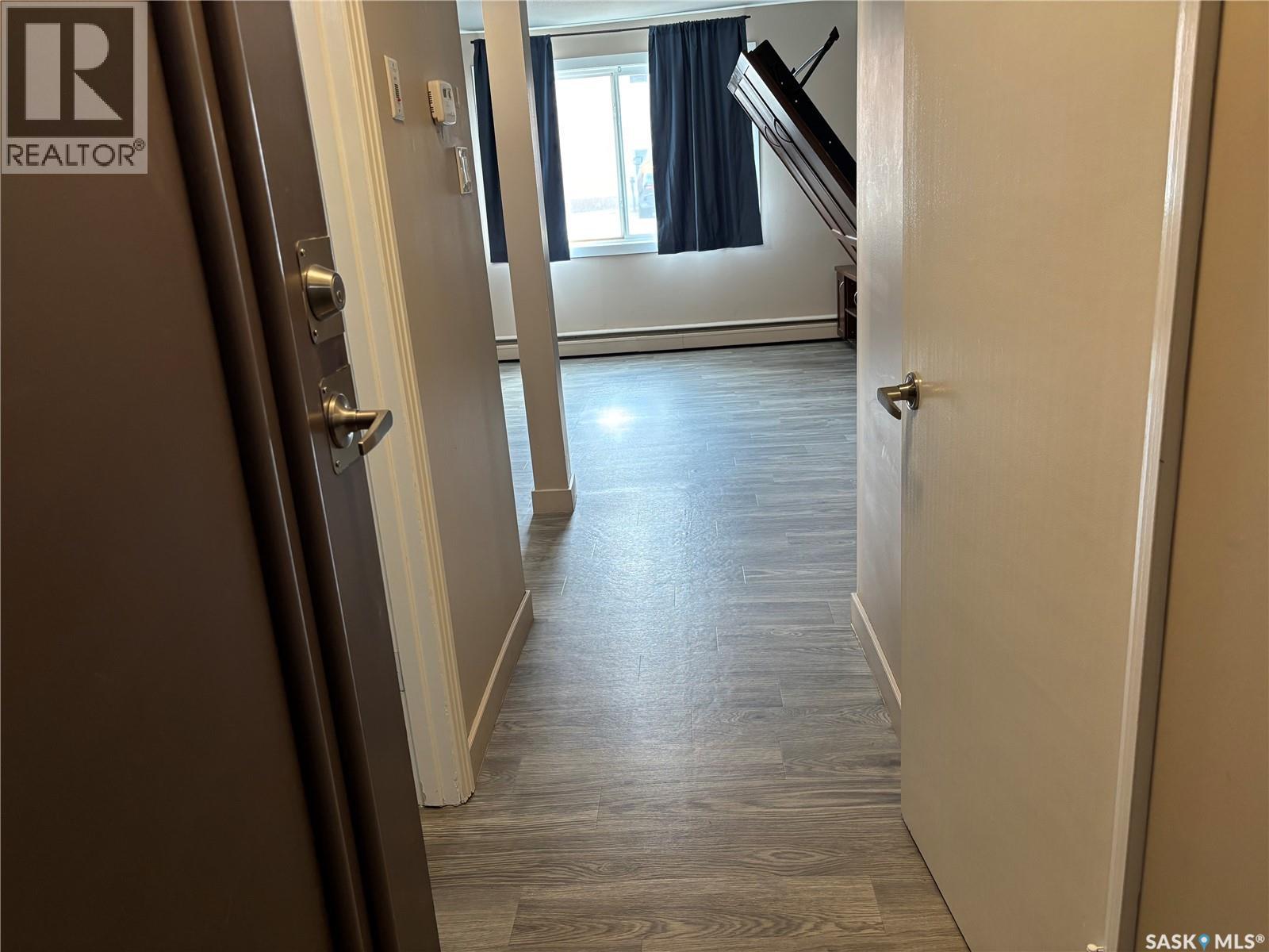 #2 2301 7th STREET E - Image 3