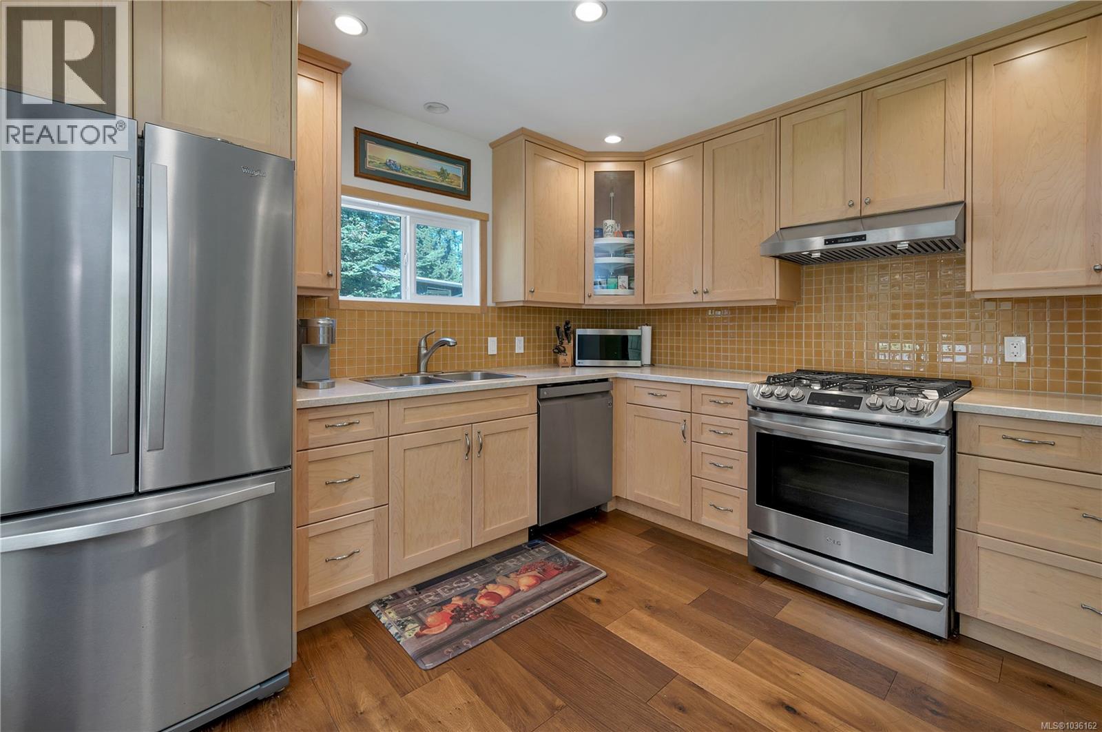 4800 Lewis Rd - 5
