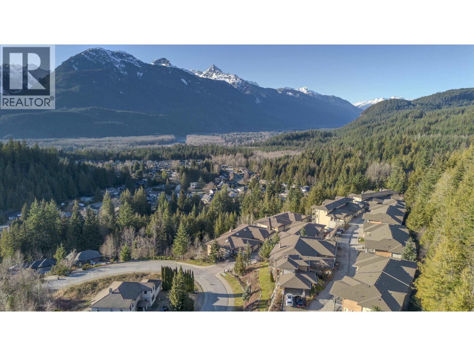 17 1026 GLACIER VIEW DRIVE, Squamish