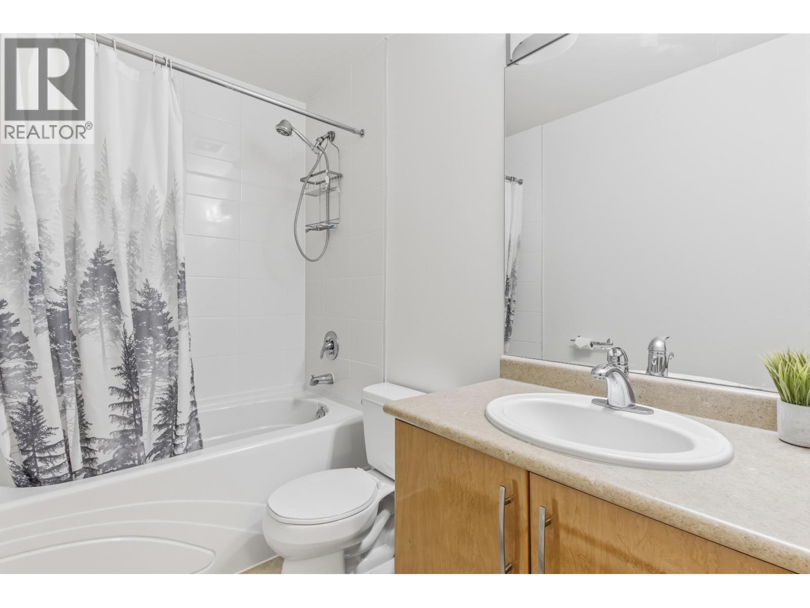 17 1026 GLACIER VIEW DRIVE, Squamish