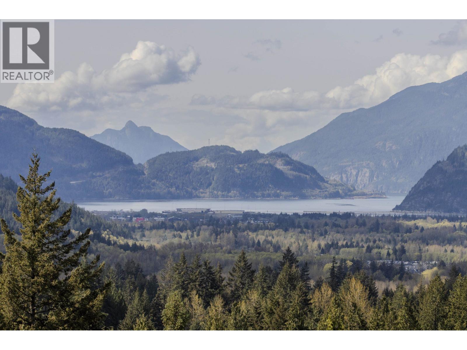 17 1026 GLACIER VIEW DRIVE, Squamish