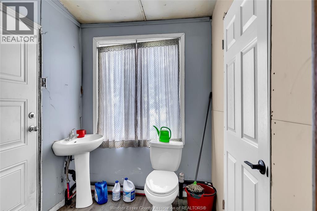 541 BRIDGE AVENUE, Windsor, Ontario, N9B2M3 — Photo 15