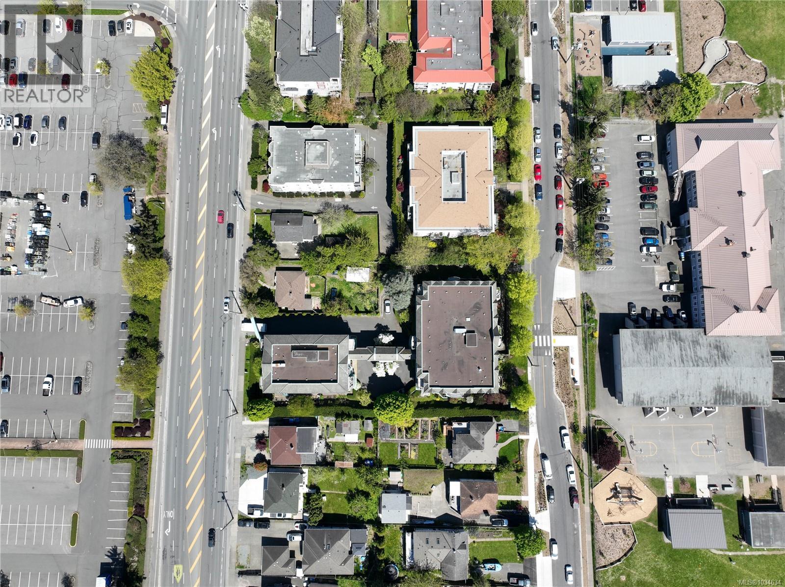 #413 3133 Tillicum Rd - 27