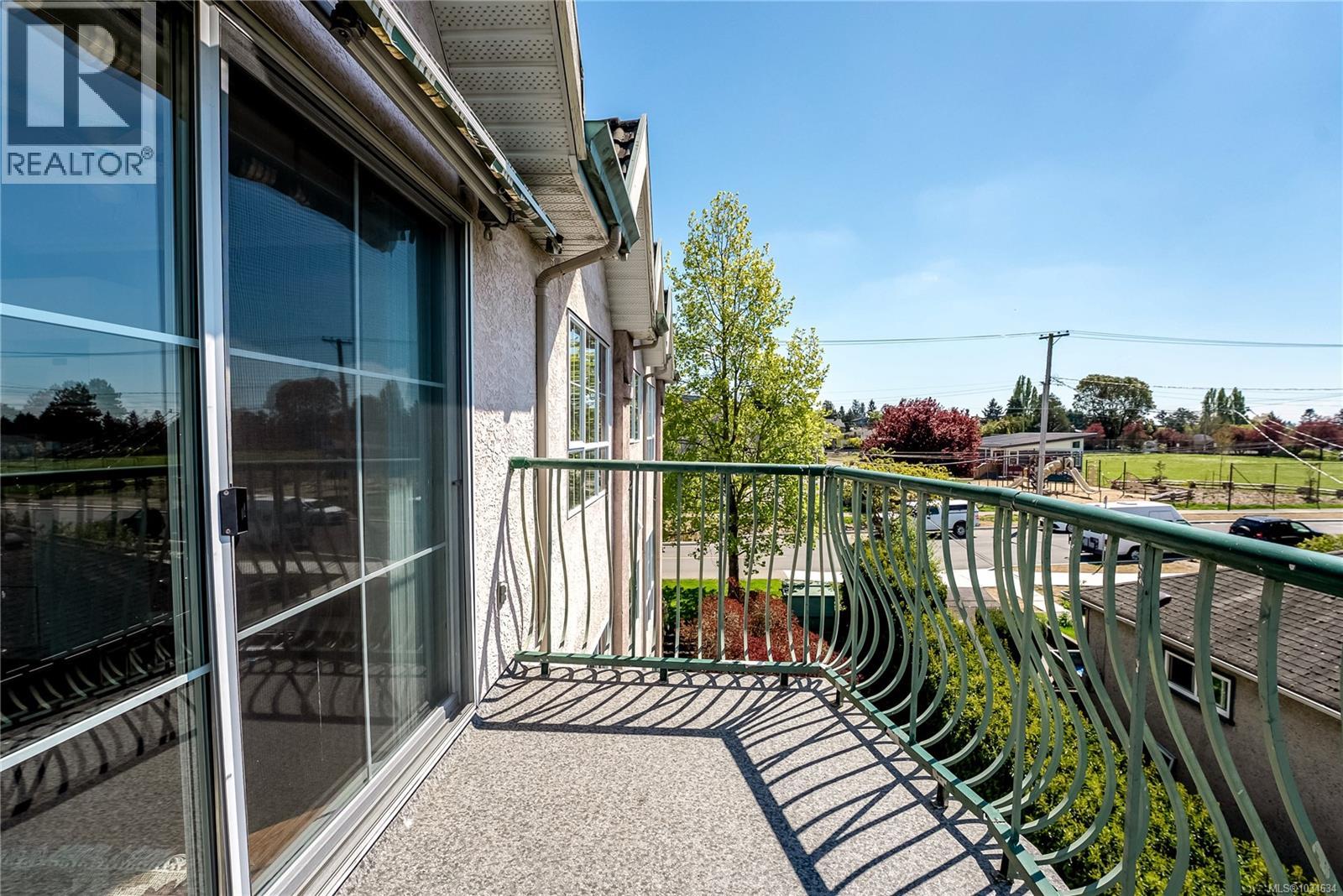 #413 3133 Tillicum Rd - 3
