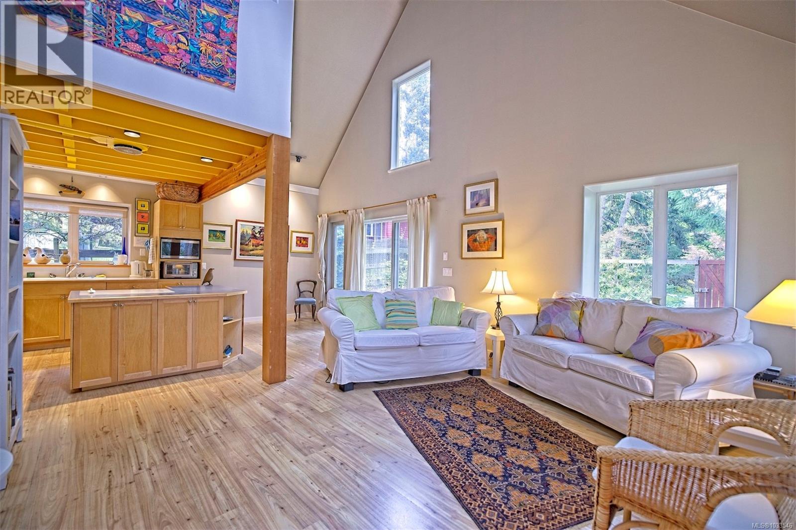 110 Village Terr - 2