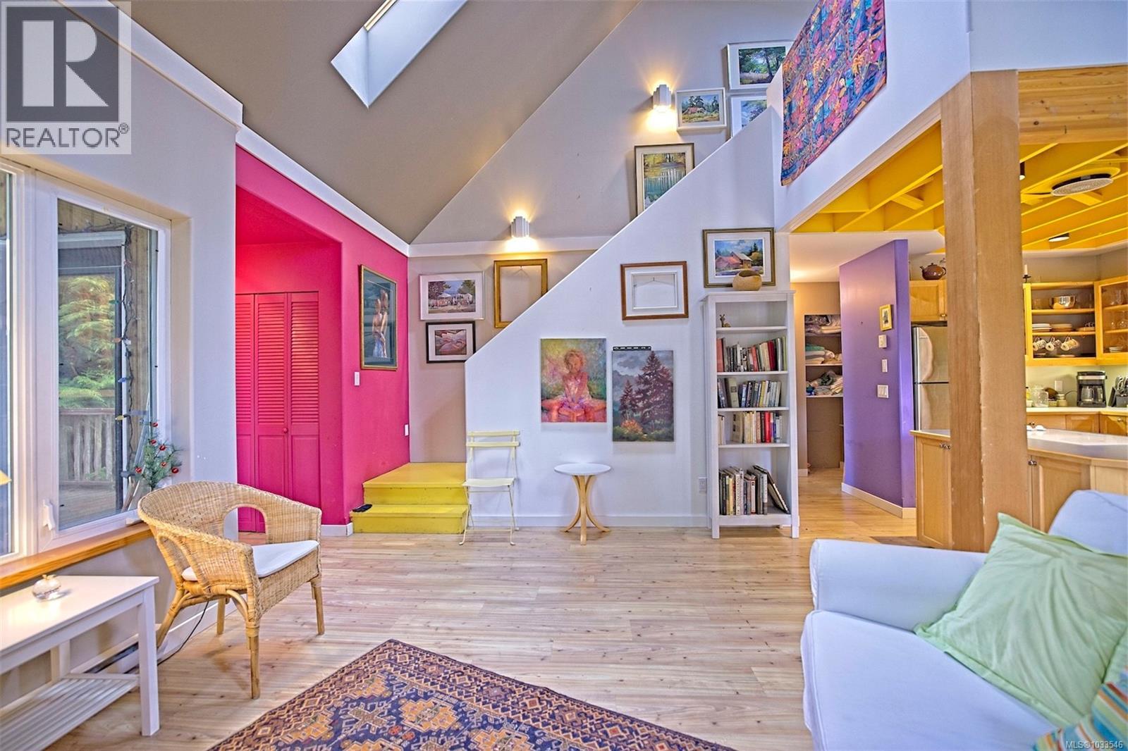 110 Village Terr - Image 3