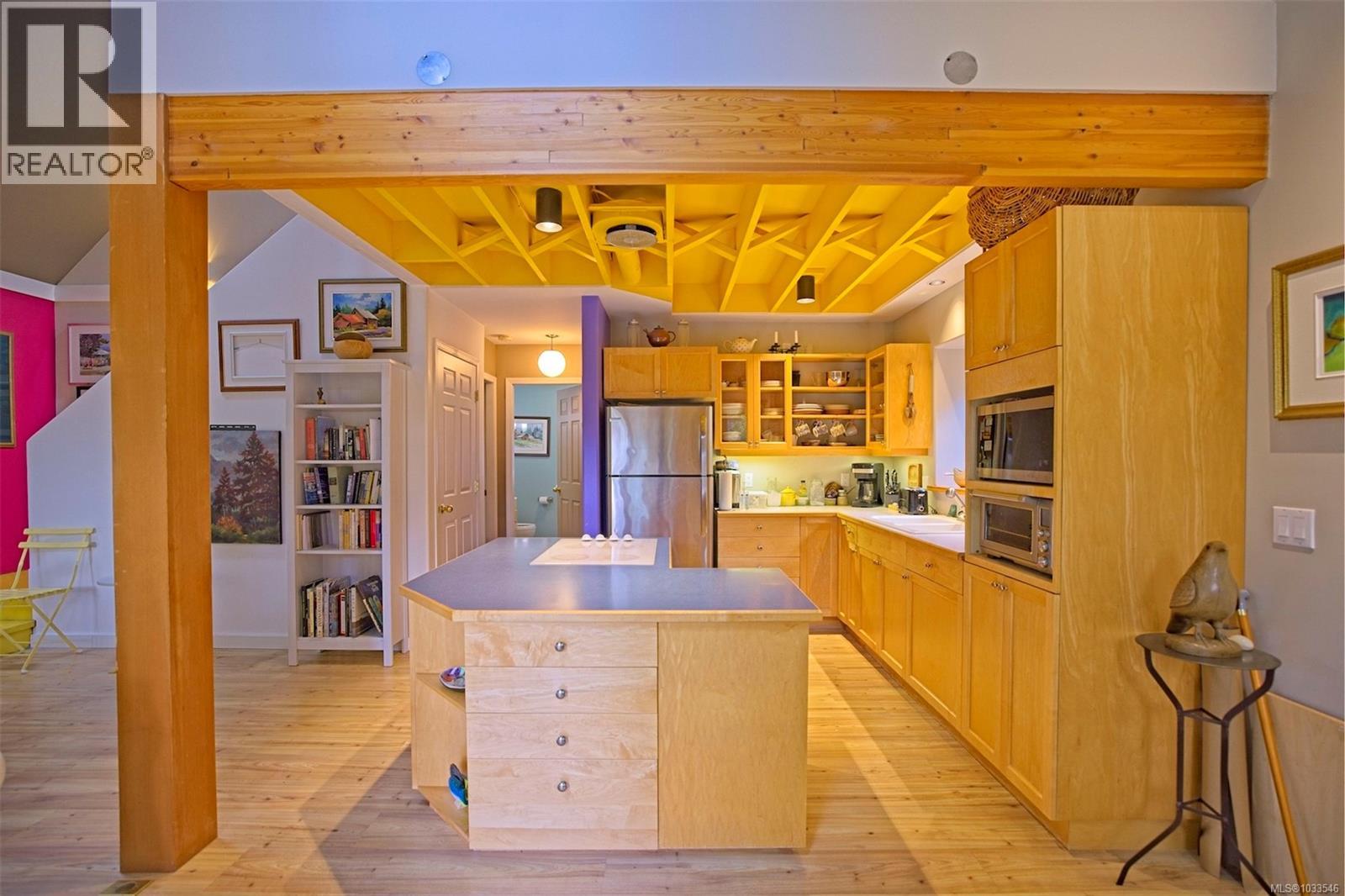 110 Village Terr - 5