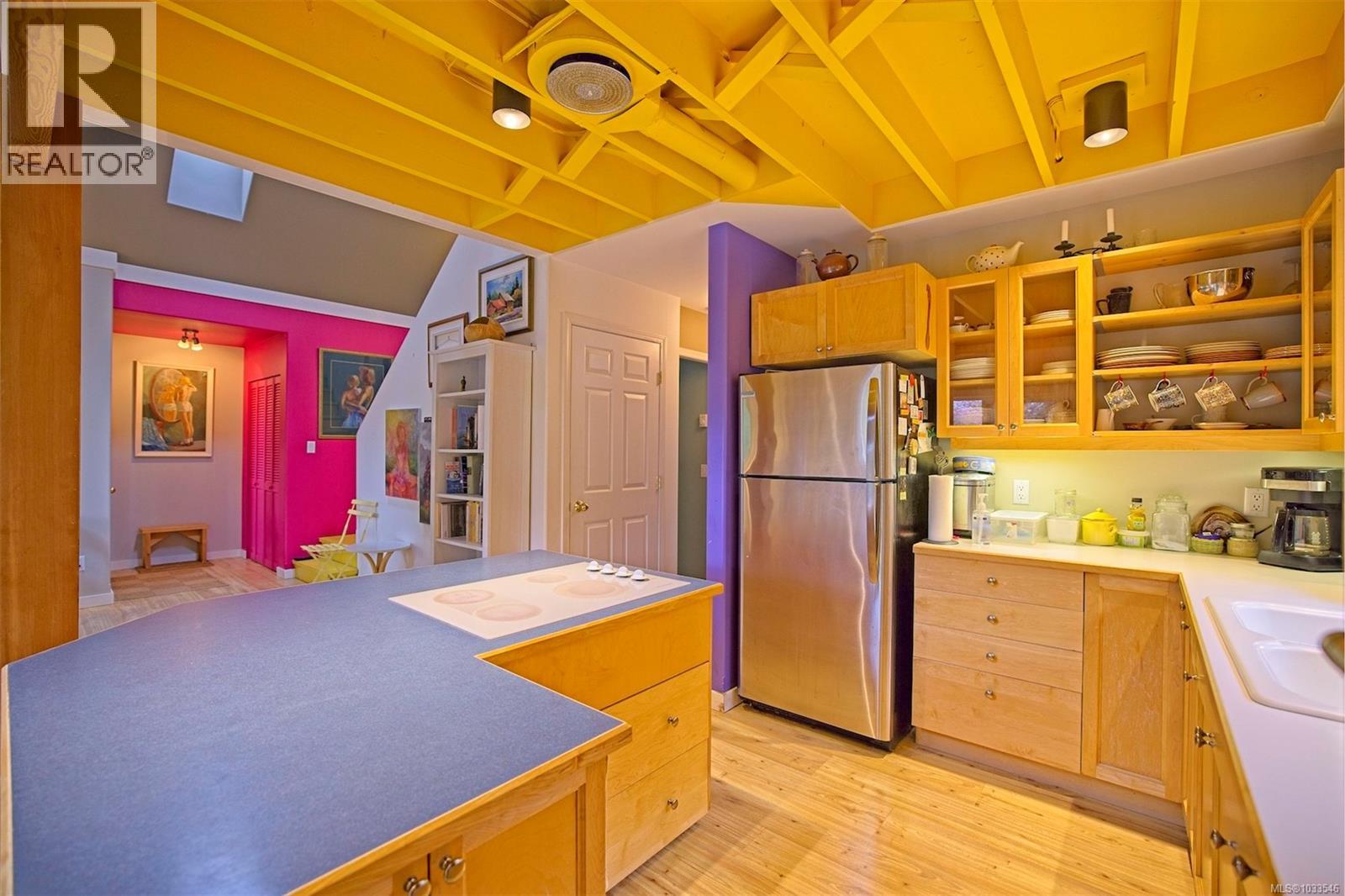 110 Village Terr - 6