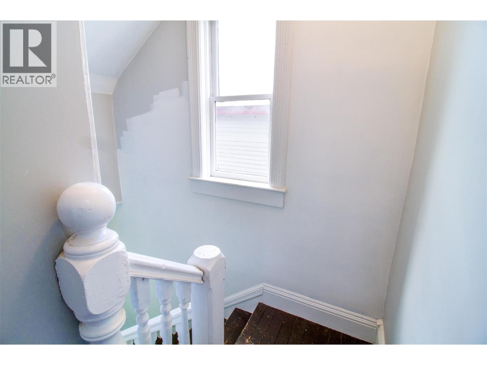 102 Third Street E - 22