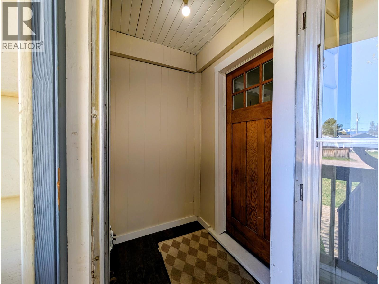 3923 FIRST Avenue, Smithers