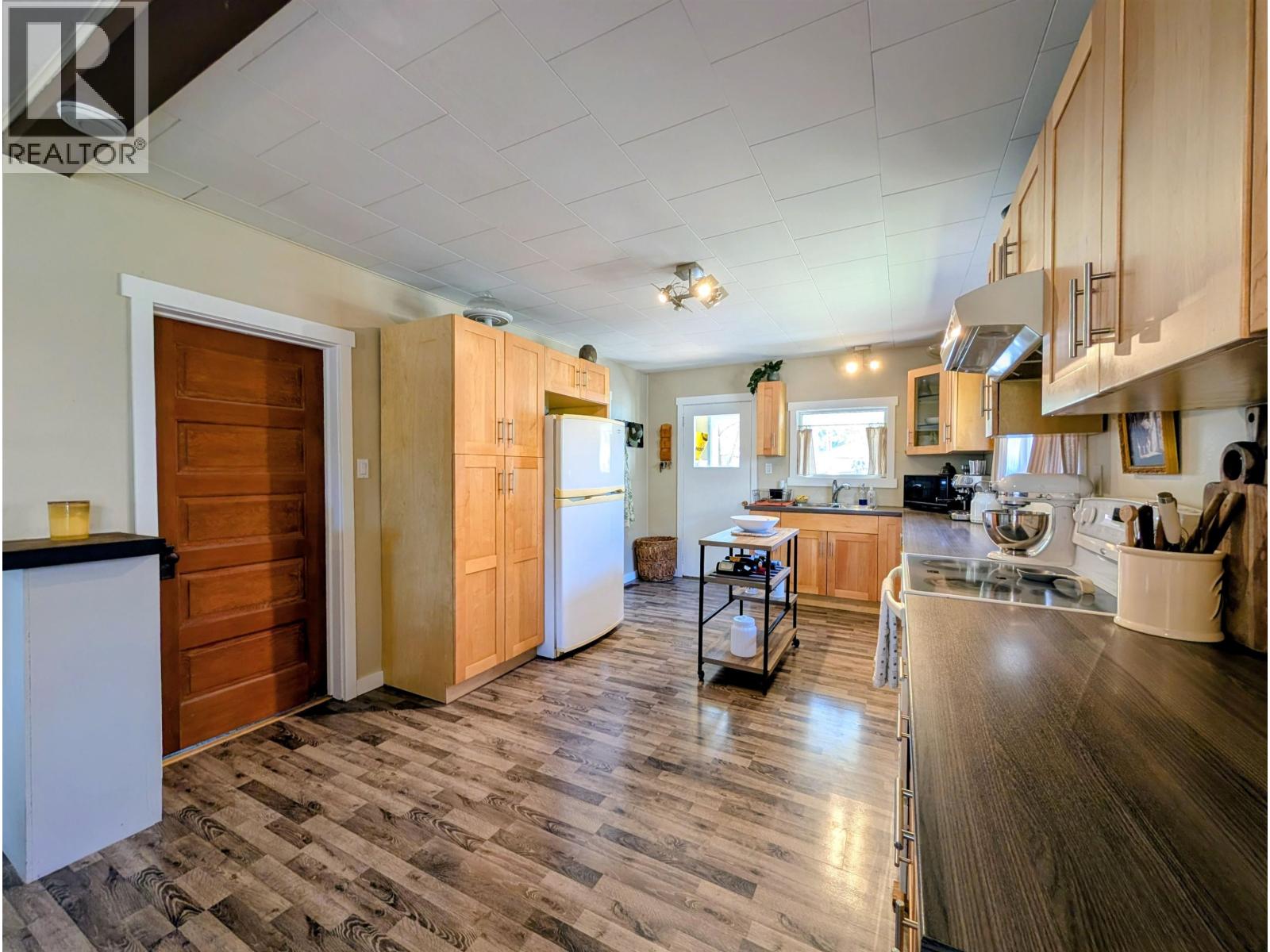 3923 FIRST Avenue, Smithers