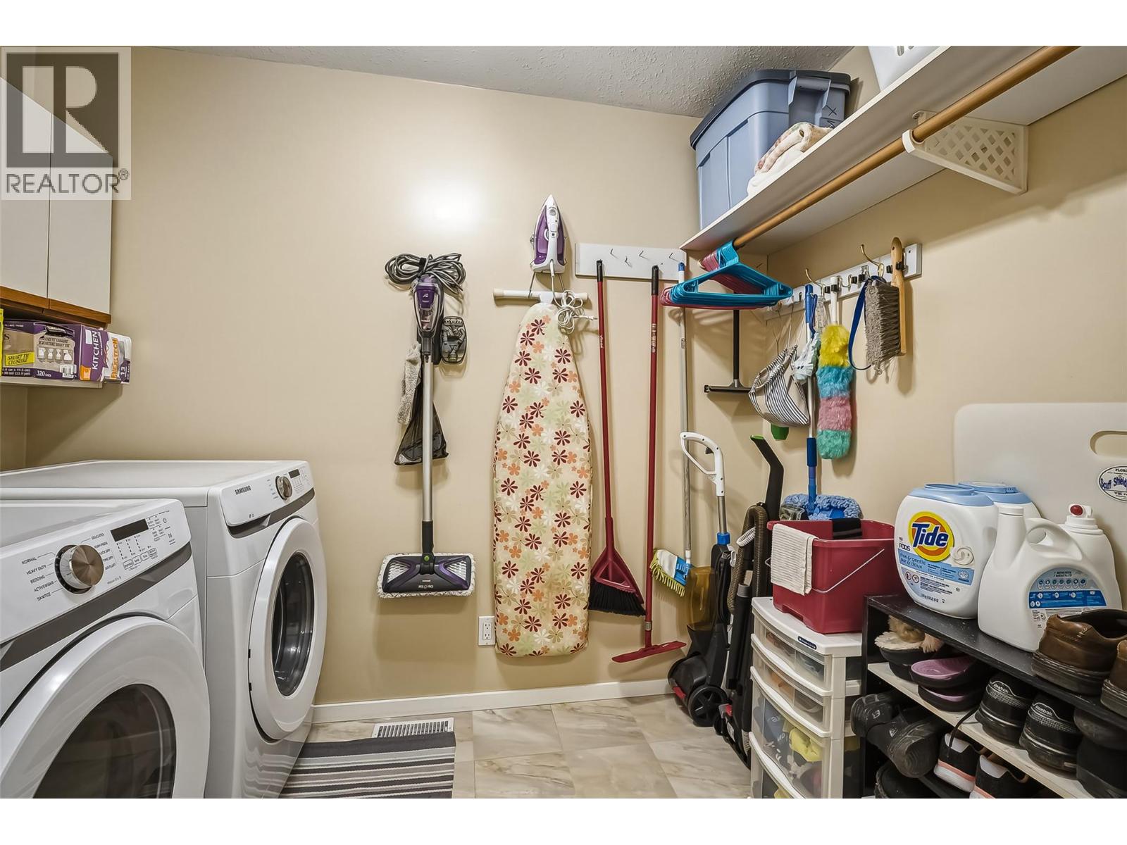 1751 Juniper Drive - 38
