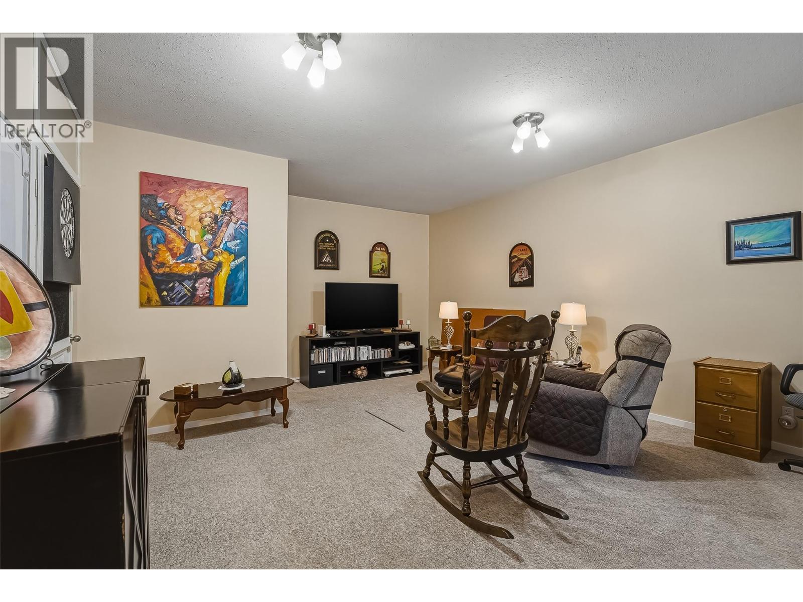 1751 Juniper Drive - 39