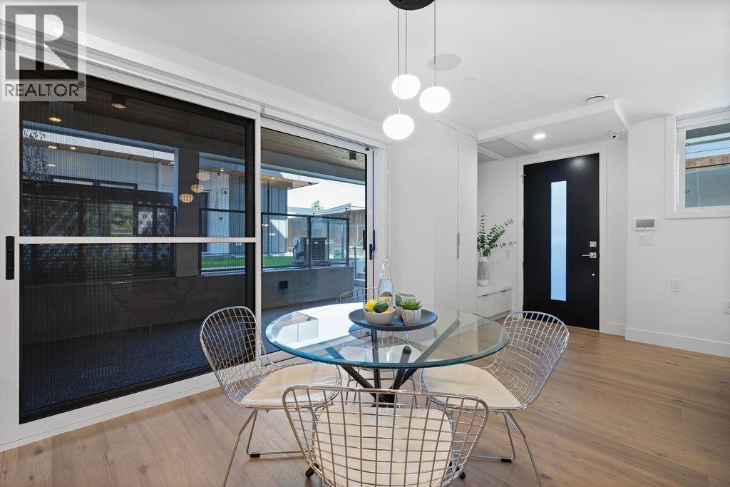 1137 W 33RD AVENUE, Vancouver