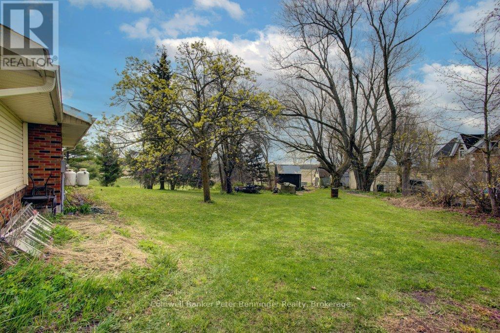 253 2ND CONCESSION - 32