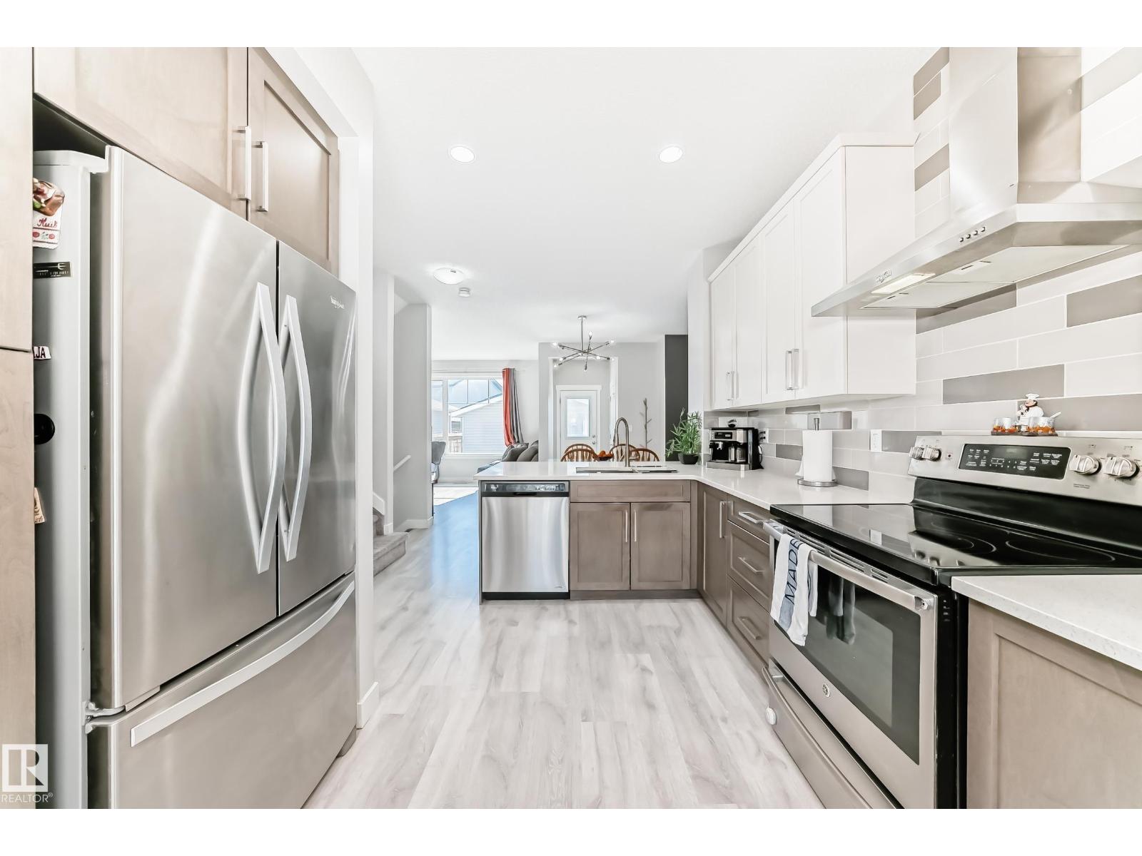 18127 77 ST NW - 12