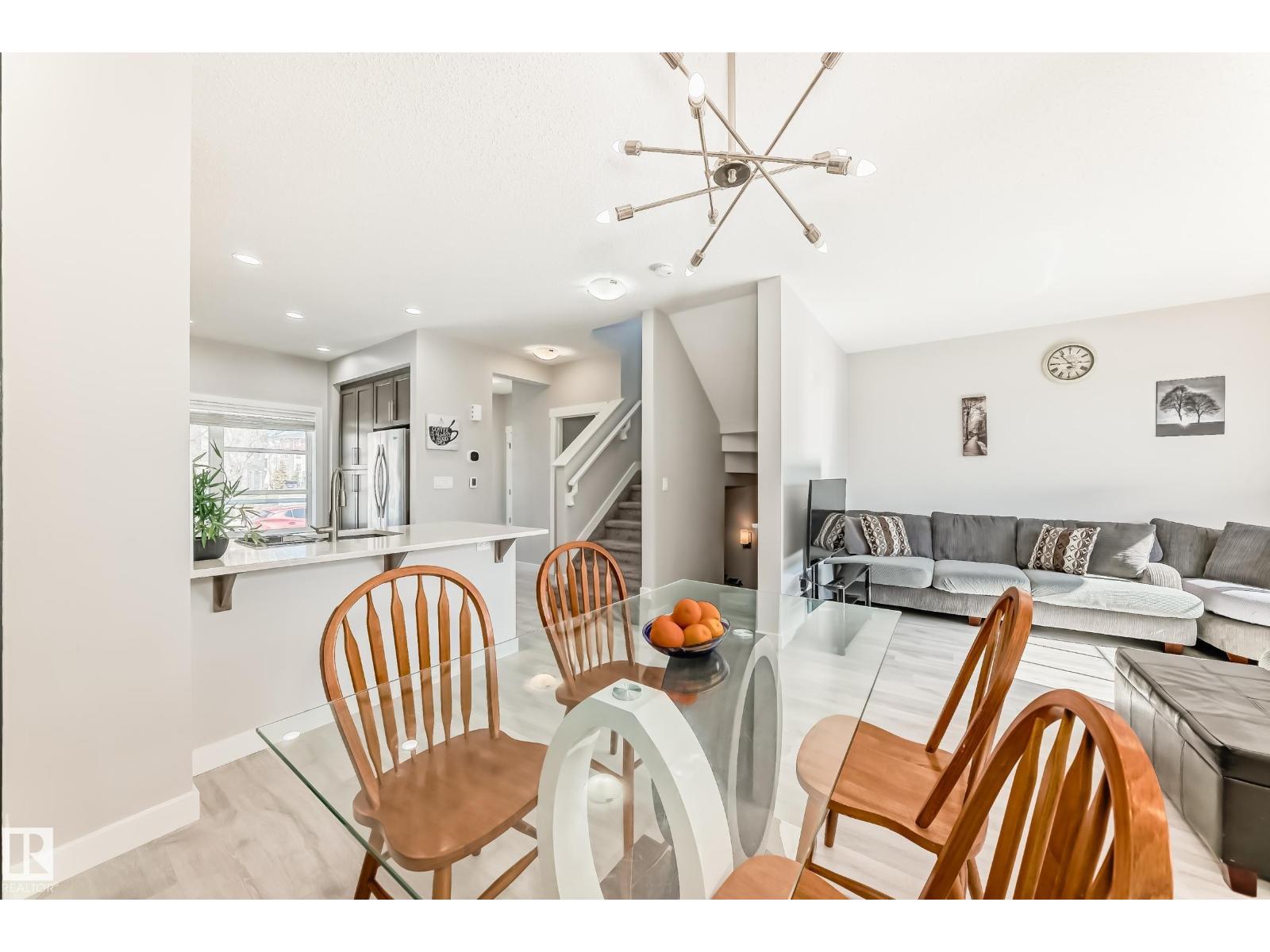 18127 77 ST NW - 15
