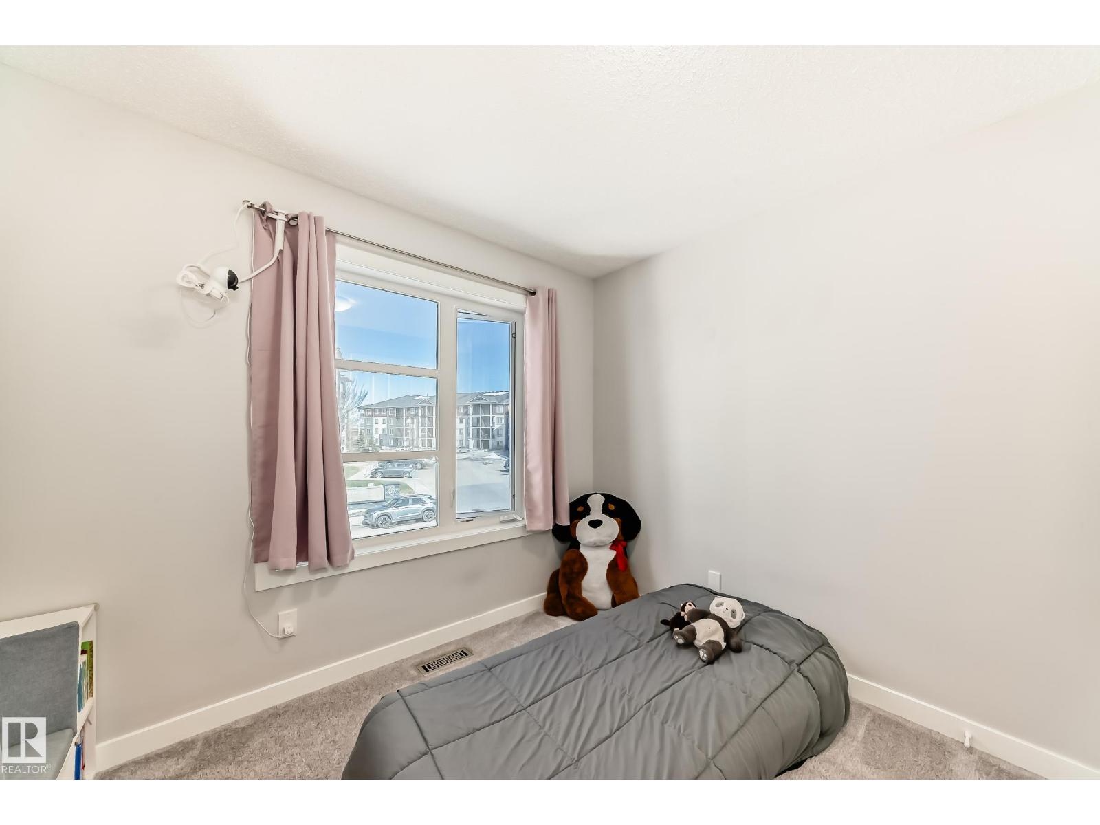 18127 77 ST NW - 26