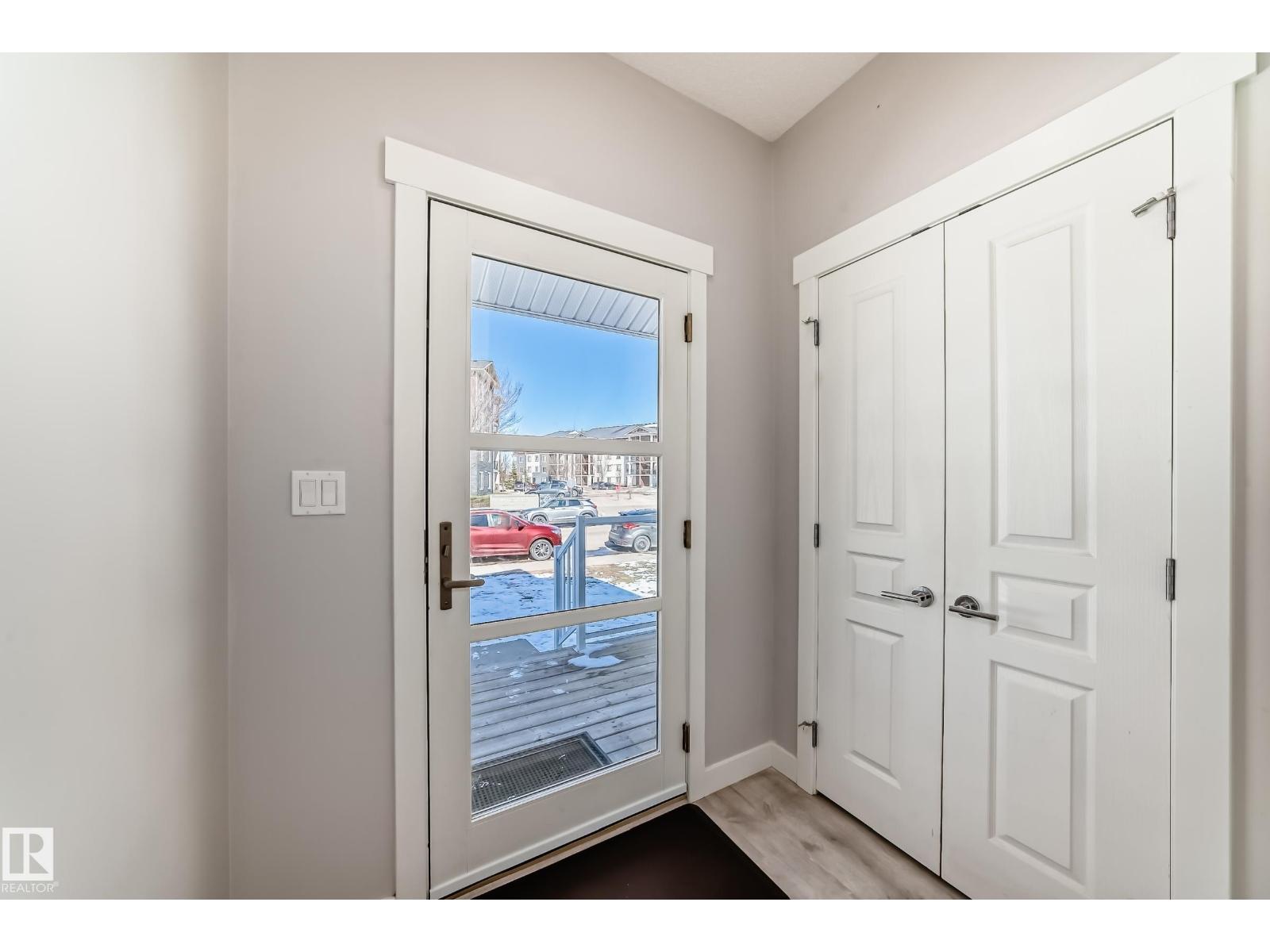 18127 77 ST NW - 4