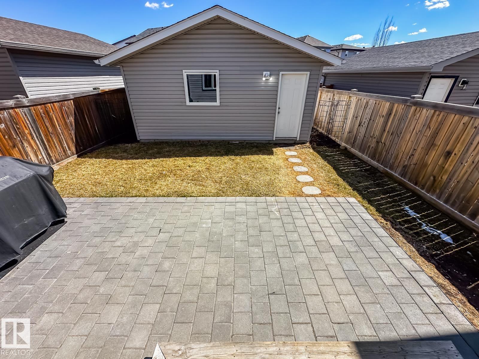 18127 77 ST NW - 40