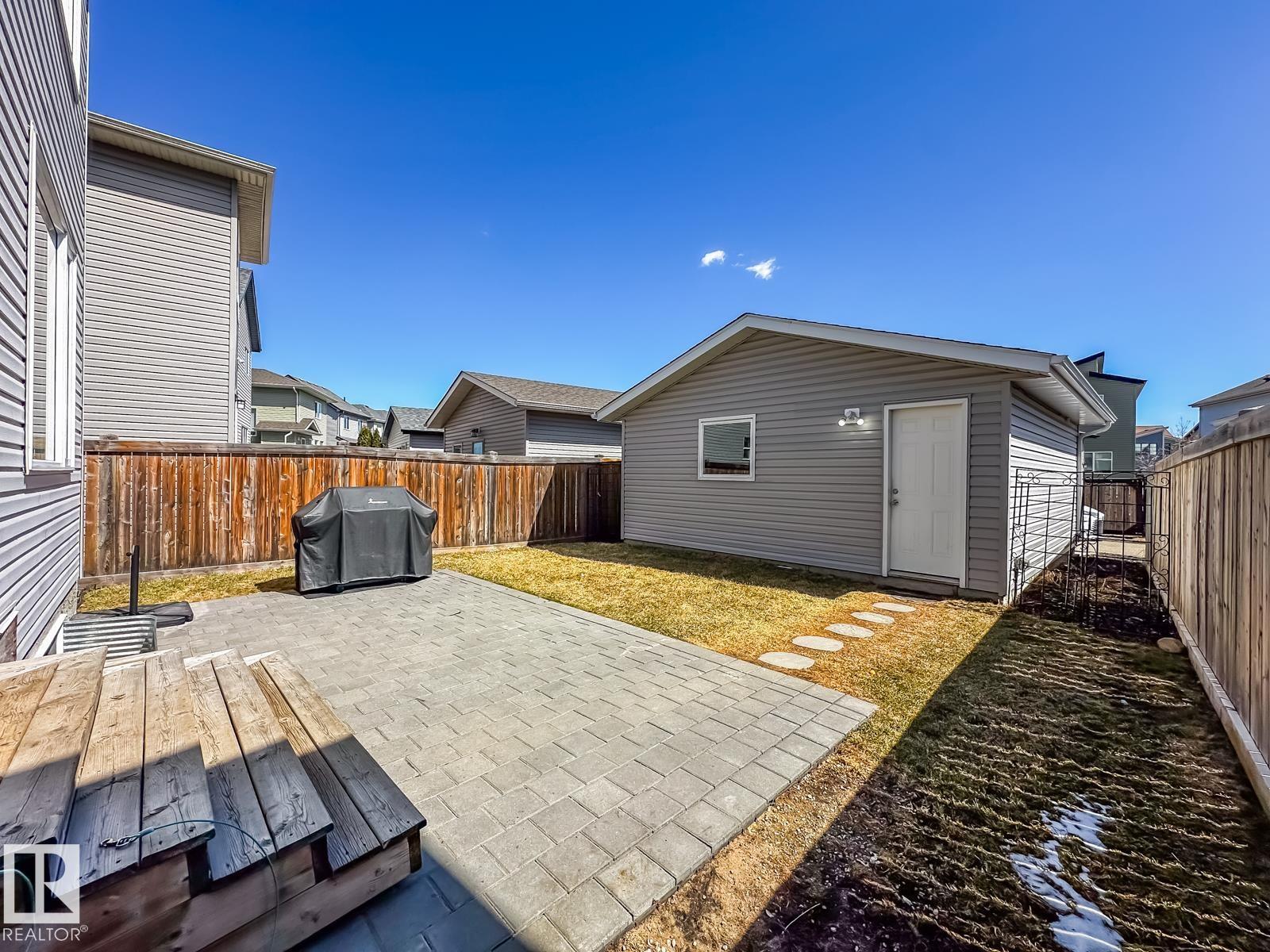 18127 77 ST NW - 41