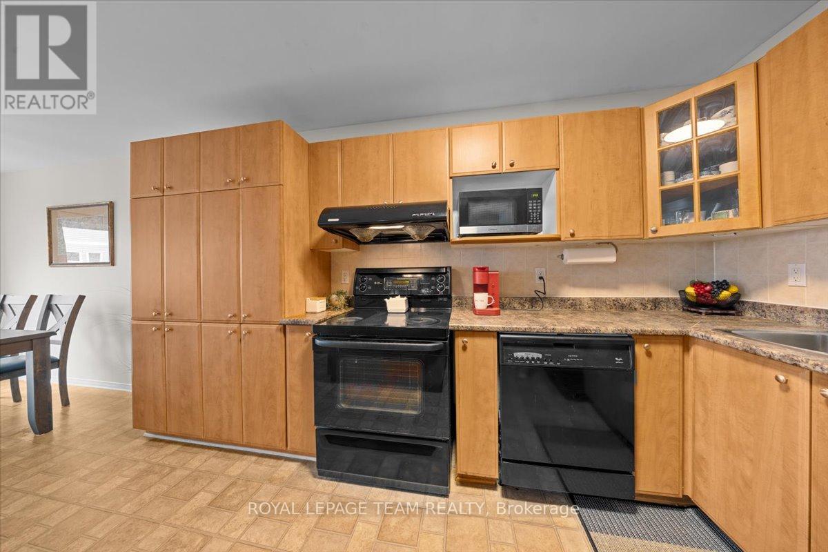 115 FAIRLOP WAY S - 21